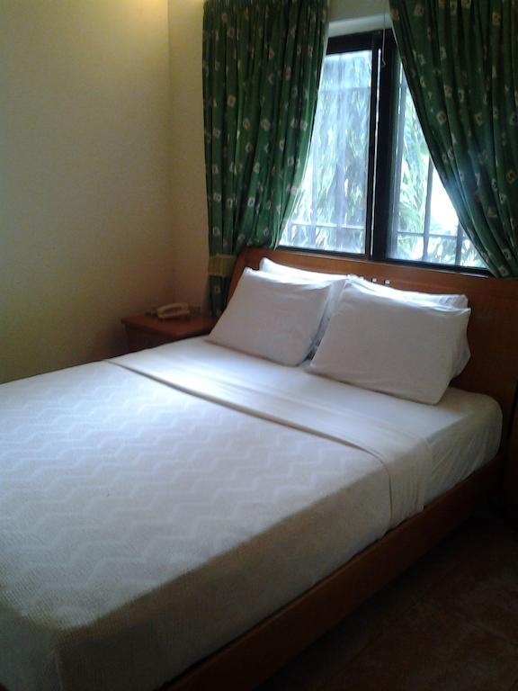 Hotel Georgia Akra Dış mekan fotoğraf