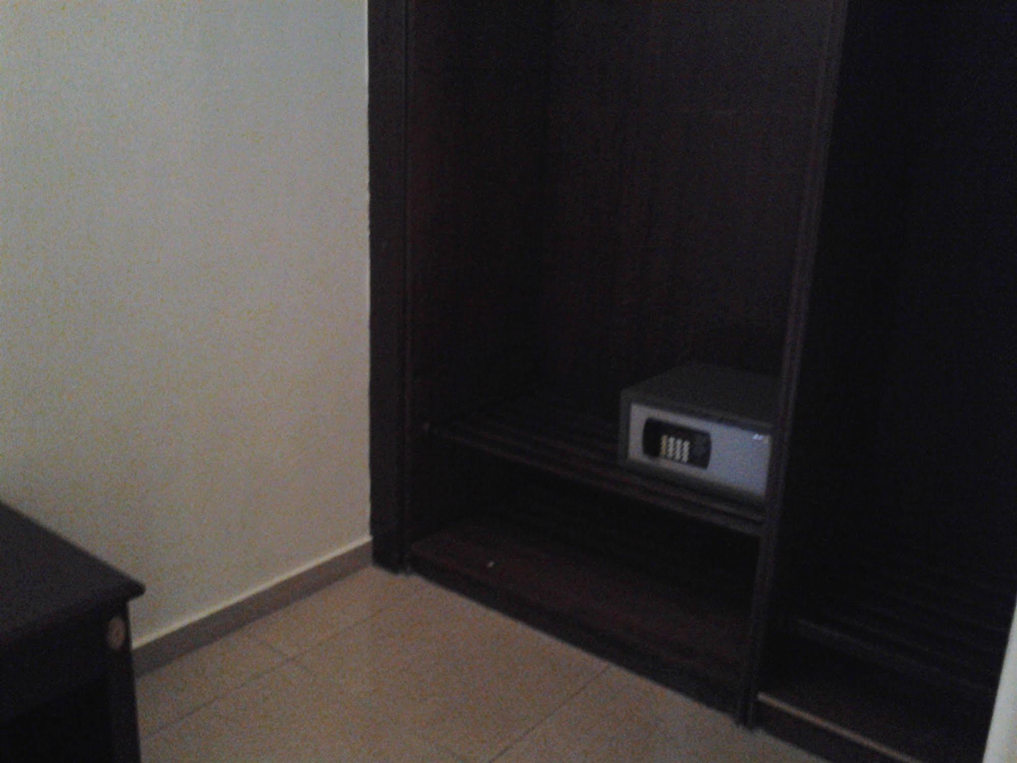 Hotel Georgia Akra Dış mekan fotoğraf