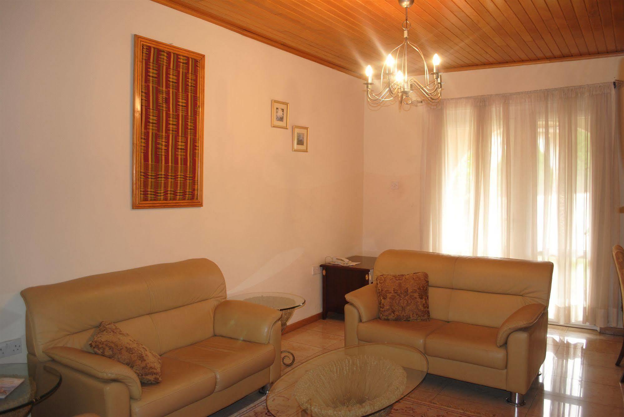 Hotel Georgia Akra Dış mekan fotoğraf