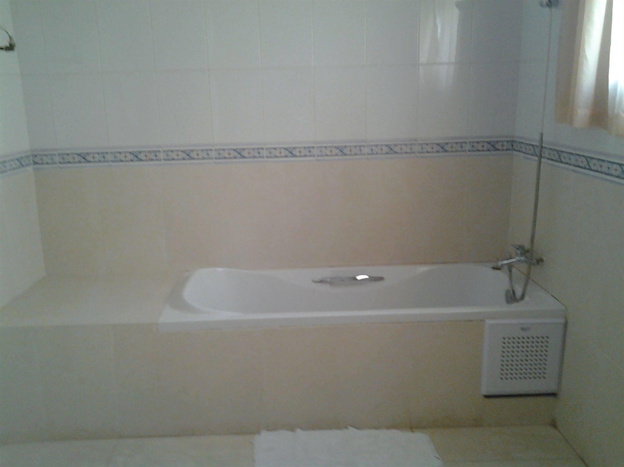 Hotel Georgia Akra Dış mekan fotoğraf
