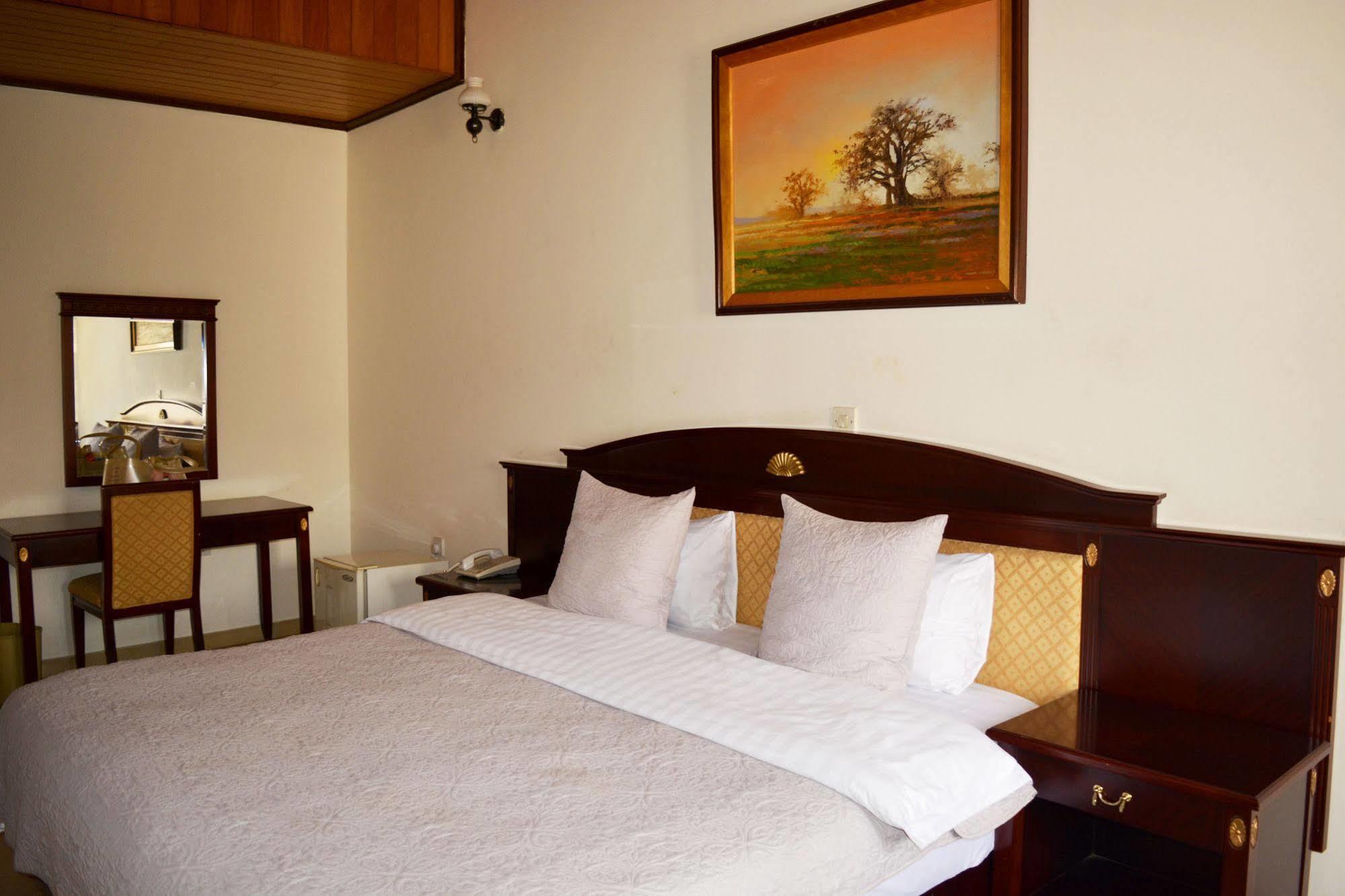 Hotel Georgia Akra Dış mekan fotoğraf